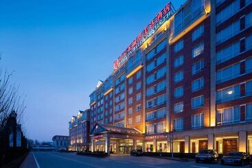 هتل Ramada Beijing North