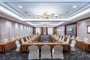 هتل Ramada Beijing North