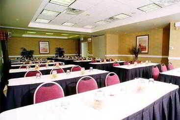 هتل Residence Inn By Marriott Loveland Fort Collins