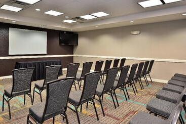 هتل Residence Inn By Marriott Loveland Fort Collins