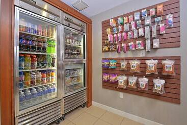 هتل Residence Inn By Marriott Loveland Fort Collins