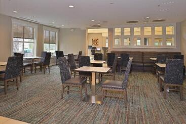 هتل Residence Inn By Marriott Loveland Fort Collins
