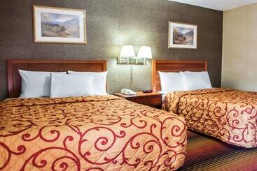 هتل Rodeway Inn