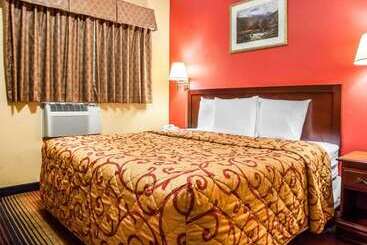 هتل Rodeway Inn