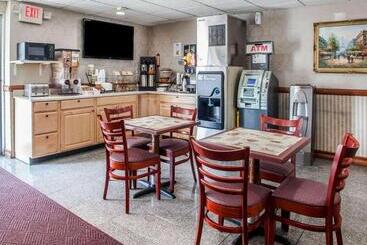 هتل Rodeway Inn