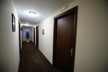هتل Royal Craiova