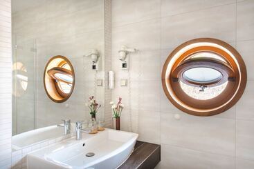 Różany Gaj   Destigo Hotels