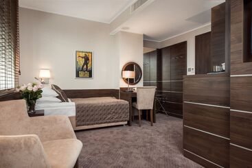 Różany Gaj   Destigo Hotels