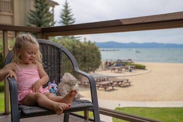 هتل Tahoe Lakeshore Lodge & Spa
