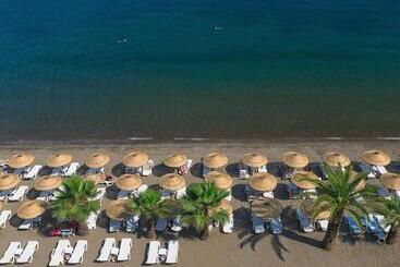 The Beachfront Hotel Adult Only 16 Plus