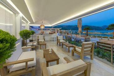 The Beachfront Hotel Adult Only 16 Plus