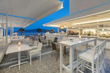 The Beachfront Hotel Adult Only 16 Plus