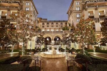 The Maybourne Beverly Hills, Maybourne Hotel Collection