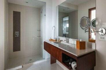 هتل Wyndham Garden San Jose Escazu, Costa Rica