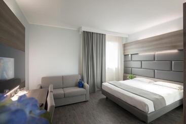 Just Hotel Saronno - Saronno