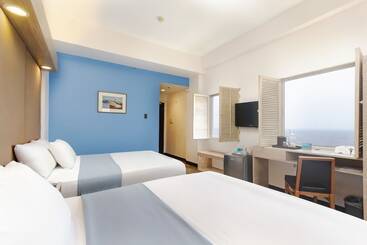 Microtel By Wyndham Mall Of Asia