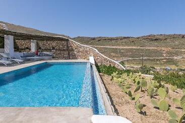 The Mykonist Panormos Exclusive Suites & Villas - 米科诺斯岛