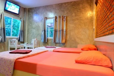 هتل Baanngau 3 Season Resort