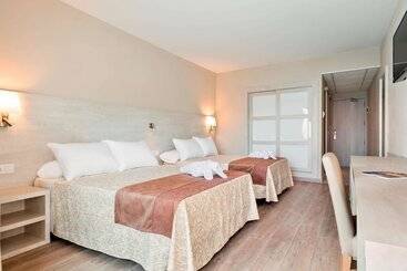 هتل Best Punta Dorada