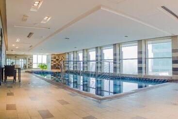 Al Majaz Premiere Hotel Apartments