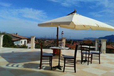 تختخواب و صبحانه Rocca Di Monreale