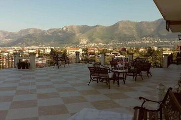 تختخواب و صبحانه Rocca Di Monreale