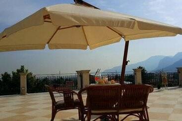 تختخواب و صبحانه Rocca Di Monreale