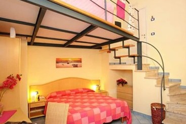 تختخواب و صبحانه Sharon House