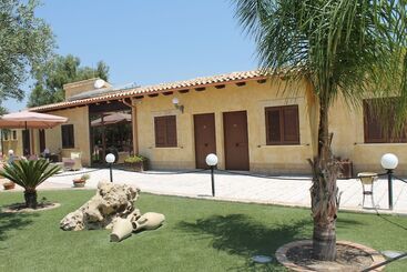 تختخواب و صبحانه Villa Alisia