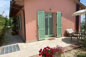 مبيت وإفطار Villa Cicolina