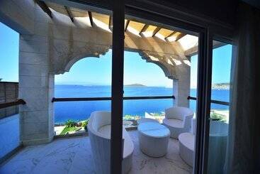 هتل Swissôtel Living Bodrum