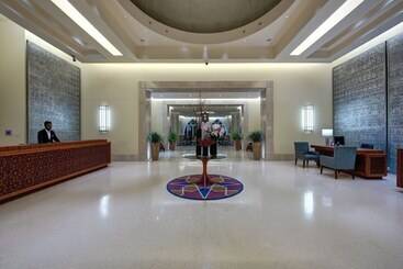 هتل Crowne Plaza Duqm, An Ihg