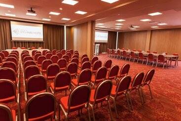 Eto Park Hotel Business & Stadium