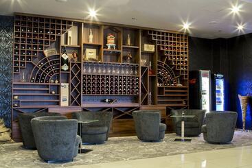 Eto Park Hotel Business & Stadium