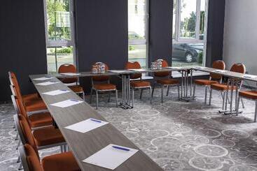 Eto Park Hotel Business & Stadium