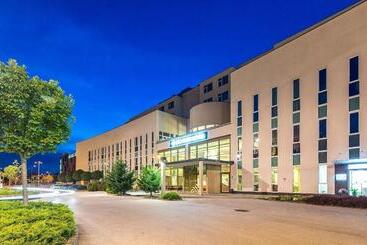 Eto Park Hotel Business & Stadium