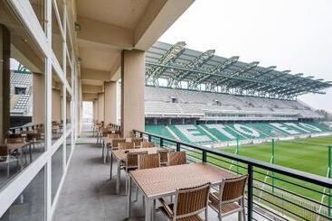 Eto Park Hotel Business & Stadium