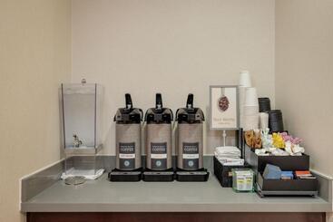 هتل Fairfield Inn & Suites By Marriott Lawton