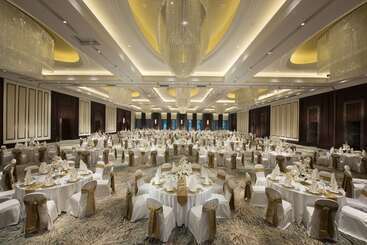 هتل Hilton Haikou Meilan