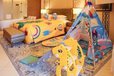 هتل Hilton Haikou Meilan