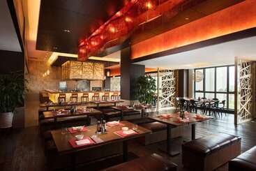هتل Hilton Haikou Meilan