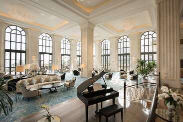 هتل Hilton Haikou Meilan