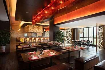 هتل Hilton Haikou Meilan