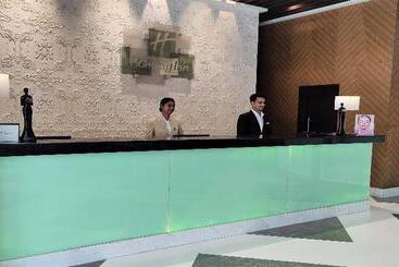 هتل Holiday Inn Amritsar Ranjit Avenue By Ihg
