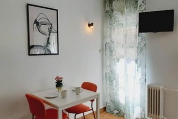 هتل Hostal Lucia By Gaiarooms