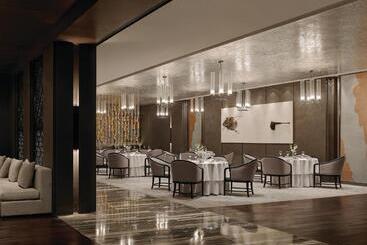 هتل Langham Place Ningbo Culture Plaza