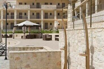 هتل Magnolia Resort