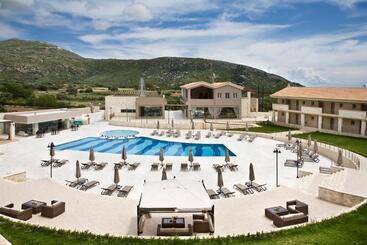 هتل Magnolia Resort