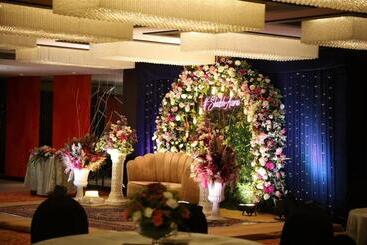 هتل Park Inn By Radisson Gurgaon Bilaspur