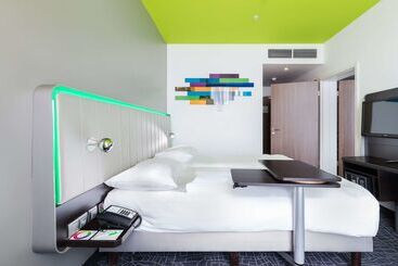 هتل Park Inn By Radisson Pulkovo Airport St. Petersburg